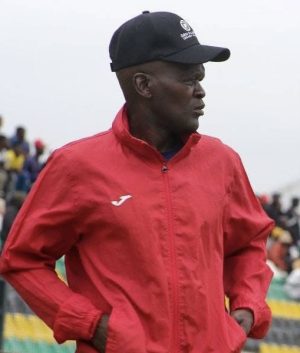 Mooi Funani Coach